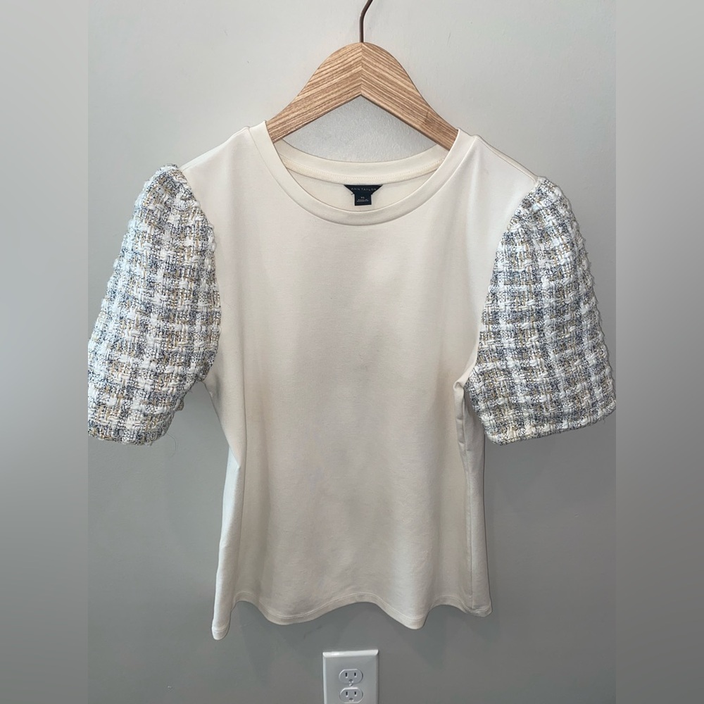 Ann Taylor Ivory and Gray Tweed Puff Sleeve Knit Short Sleeve Top Women’s XS